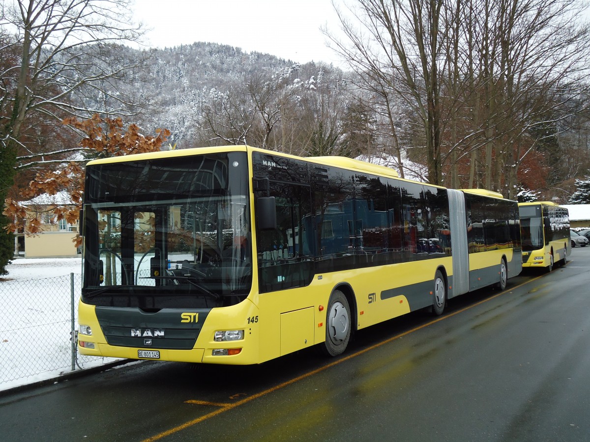 (142'308) - STI Thun - Nr. 145/BE 801'145 - MAN am 3. Dezember 2012 bei der Schiffl�ndte Thun