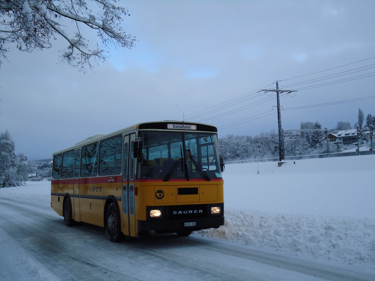 (142'331) - Bernair, M�nsingen - BE 651'182 - Saurer/T�scher (ex Schebath, Lauerz; ex Albin, F�llanden; ex Heim, Flums) am 8. Dezember 2012 in M�nsingen, CTA