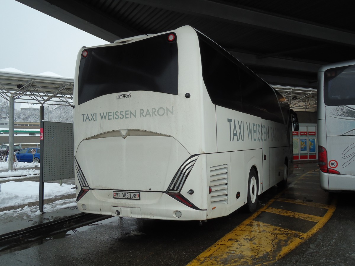 (142'335) - Weissen, Raron - VS 388'198 - Viseon am 8. Dezember 2012 in Pratteln, Autobahnrastst�tte