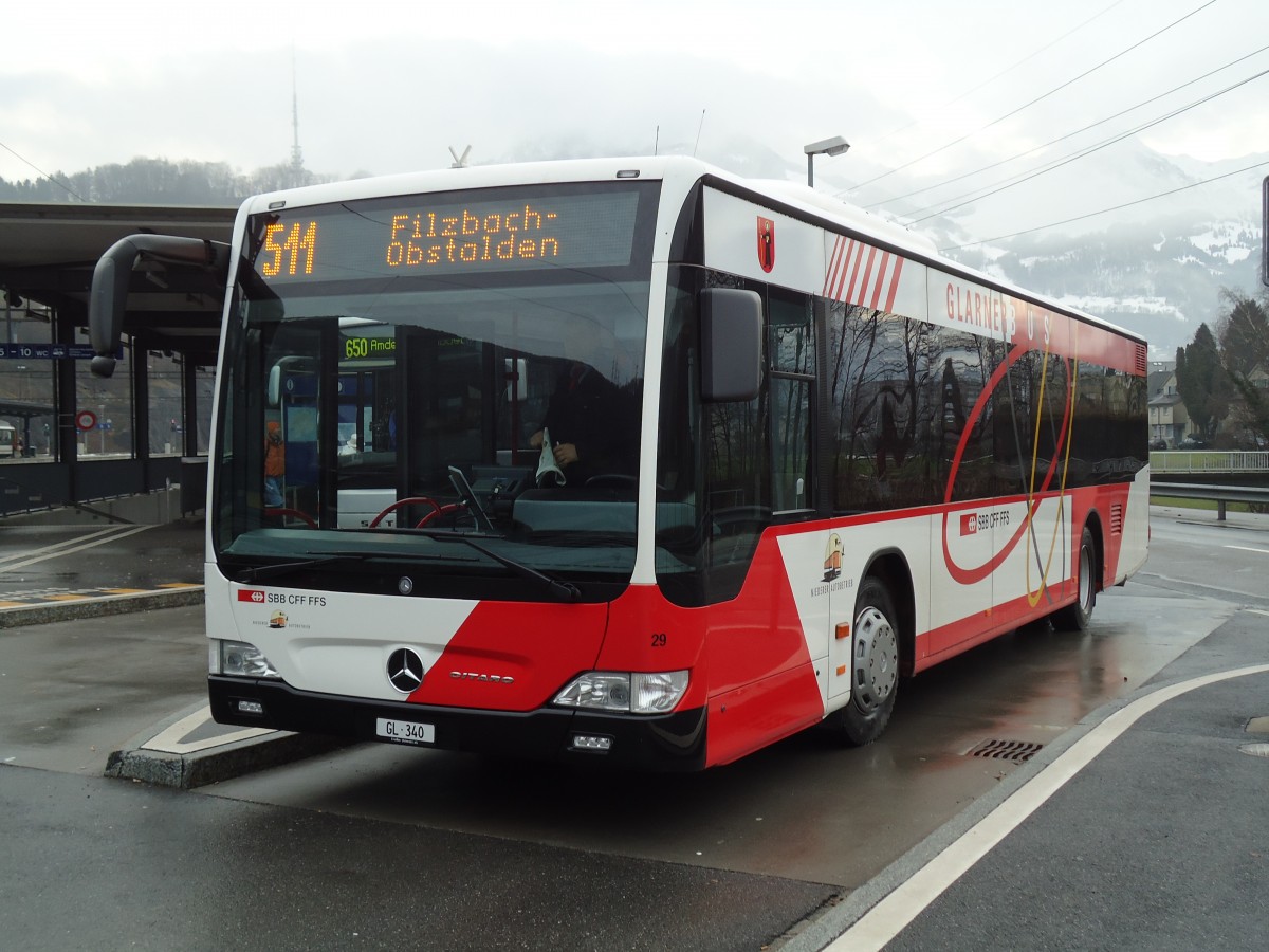 (142'570) - Niederer, Filzbach - Nr. 29/GL 340 - Mercedes am 23. Dezember 2012 beim Bahnhof Ziegelbr�cke