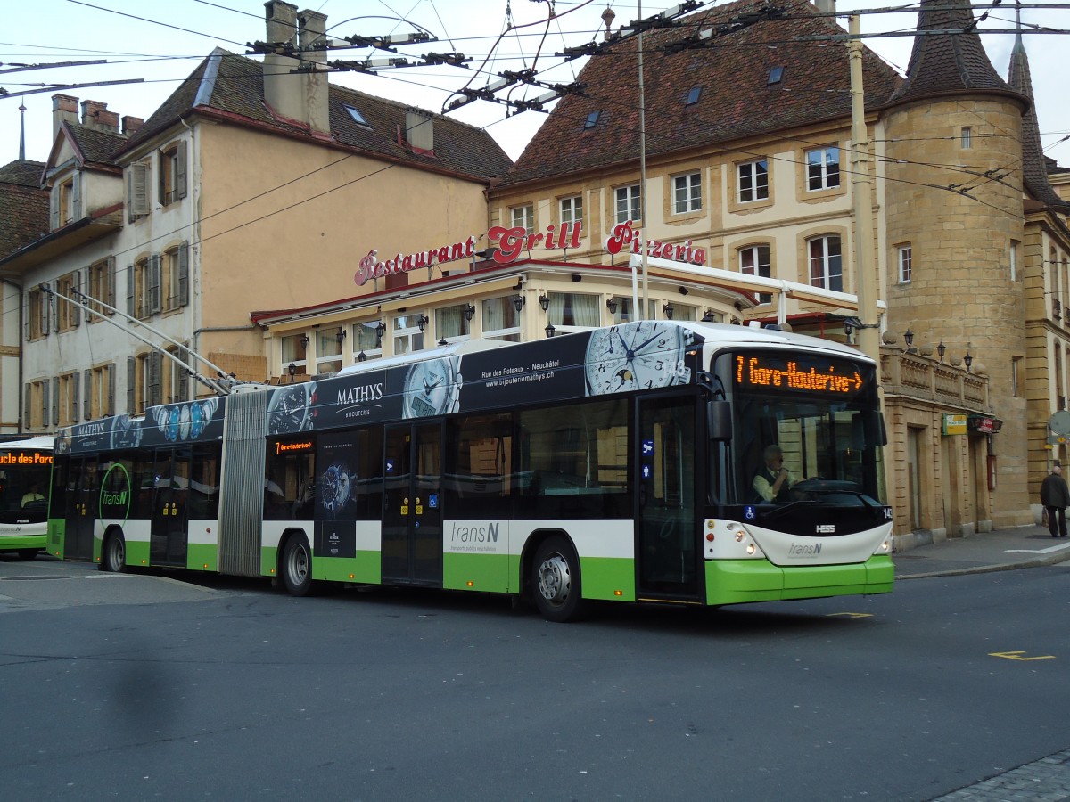 (142'721) - transN, La Chaux-de-Fonds - Nr. 143 - Hess/Hess Gelenktrolleybus (ex TN Neuch�tel Nr. 143) am 29. Dezember 2012 in Neuch�tel, Place Pury