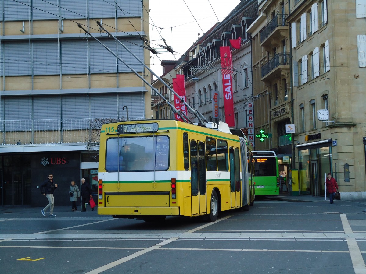 (142'737) - transN, La Chaux-de-Fonds - Nr. 115 - NAW/Hess Gelenktrolleybus (ex TN Neuch�tel Nr. 115) am 29. Dezember 2012 in Neuch�tel, Place Pury