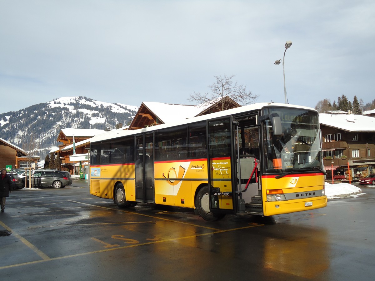 (143'061) - K�bli, Gstaad - Nr. 7/BE 403'014 - Setra am 20. Januar 2013 beim Bahnhof Gstaad