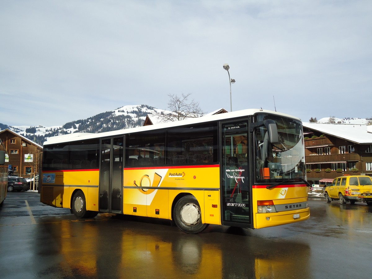(143'065) - K�bli, Gstaad - Nr. 7/BE 403'014 - Setra am 20. Januar 2013 beim Bahnhof Gstaad