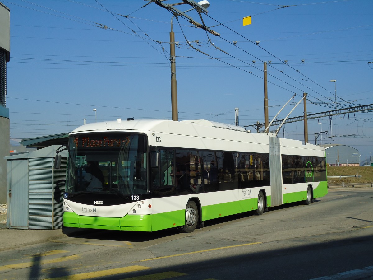 (143'287) - transN, La Chaux-de-Fonds - Nr. 133 - Hess/Hess Gelenktrolleybus (ex TN Neuch�tel Nr. 133) am 19. Februar 2013 beim Bahnhof Marin