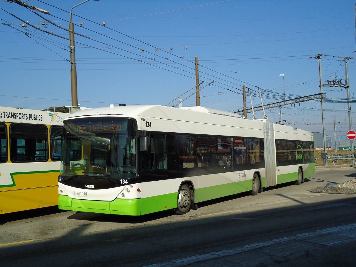 (143'302) - transN, La Chaux-de-Fonds - Nr. 134 - Hess/Hess Gelenktrolleybus (ex TN Neuch�tel Nr. 134) am 19. Februar 2013 beim Bahnhof Marin