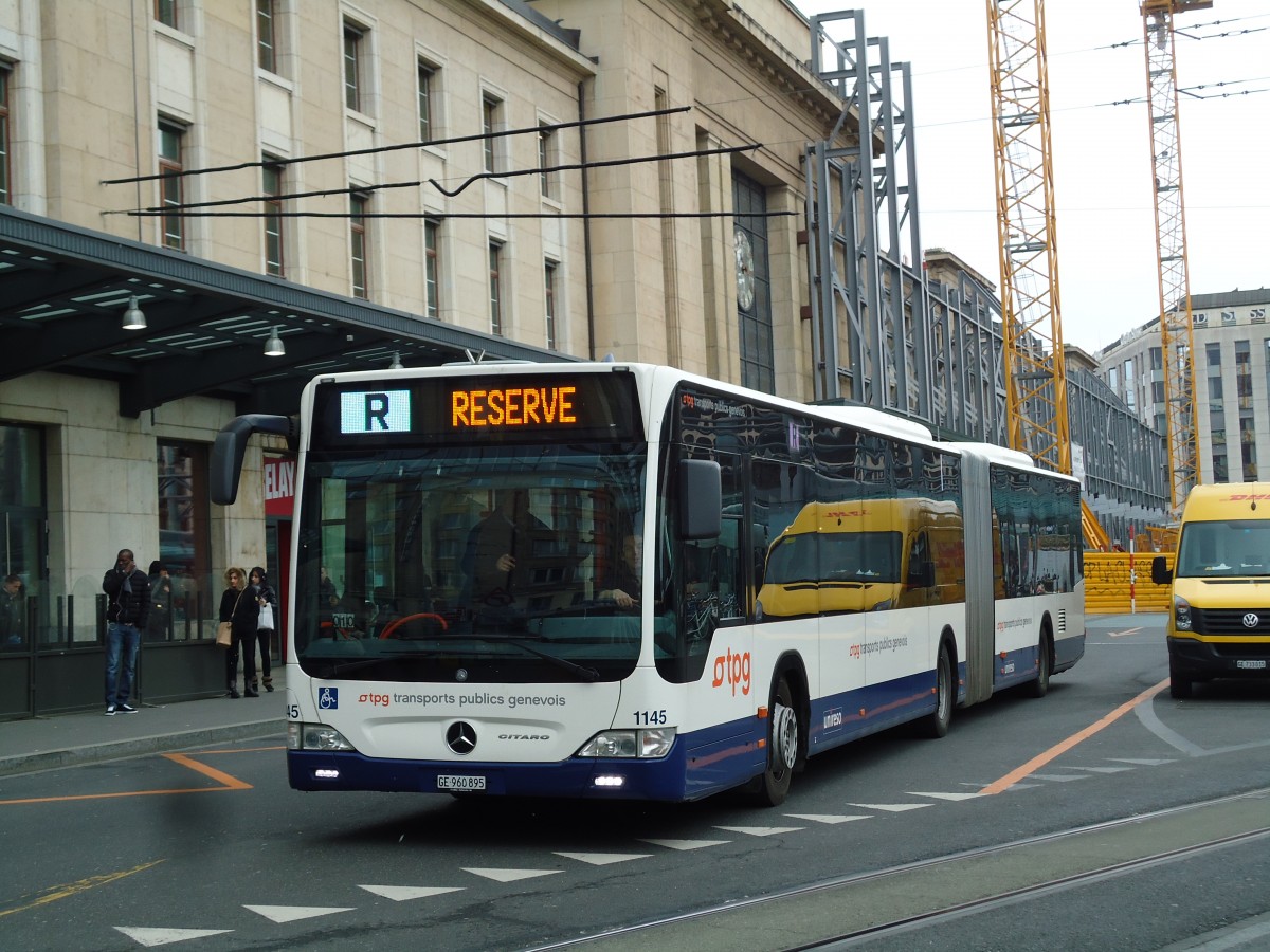 (143'344) - TPG Gen�ve - Nr. 1145/GE 960'895 - Mercedes am 22. Februar 2013 beim Bahnhof Gen�ve