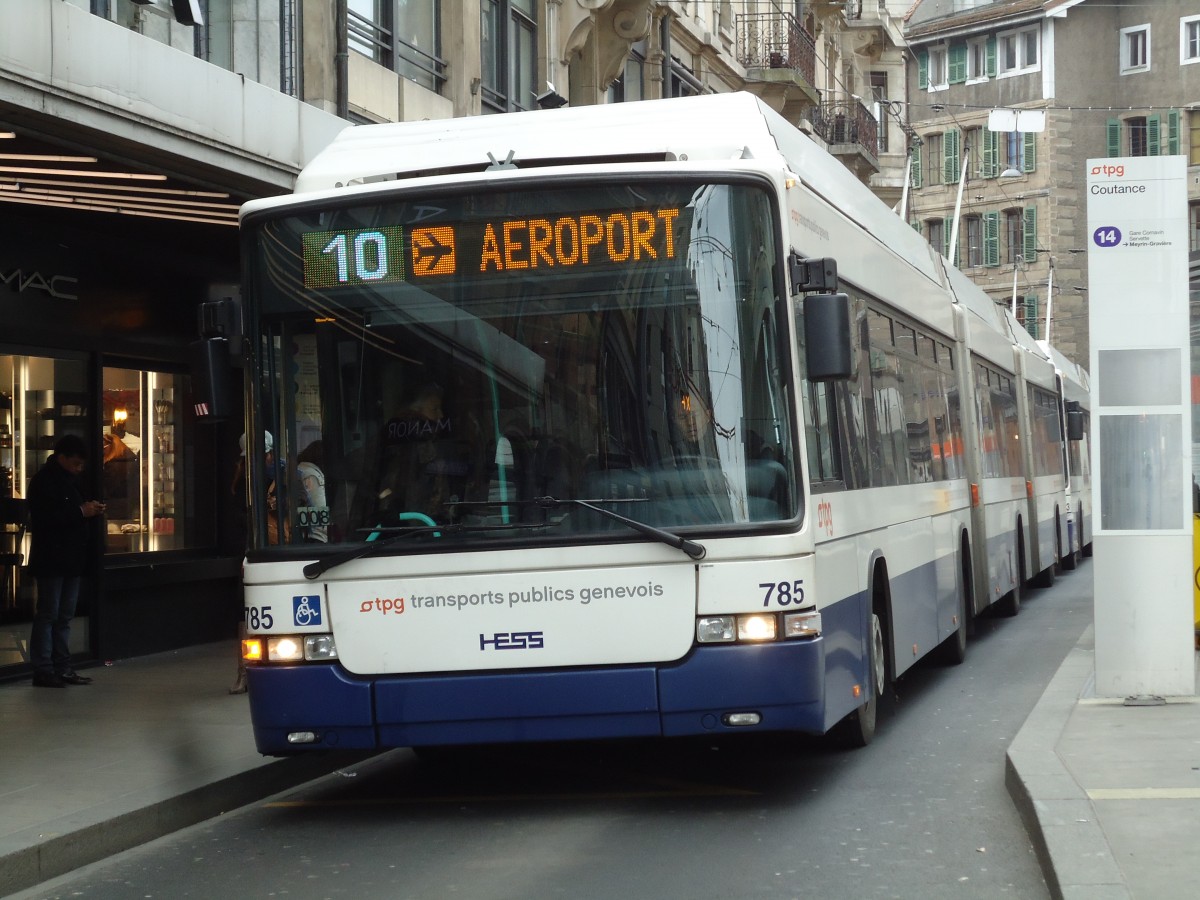 (143'381) - TPG Gen�ve - Nr. 785 - Hess/Hess Doppelgelenktrolleybus am 22. Februar 2013 in Gen�ve, Coutance