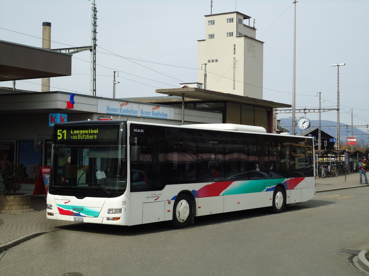 (143'491) - ASm Langenthal - Nr. 35/BE 26'712 - MAN am 16. M�rz 2013 beim Bahnhof Herzogenbuchsee