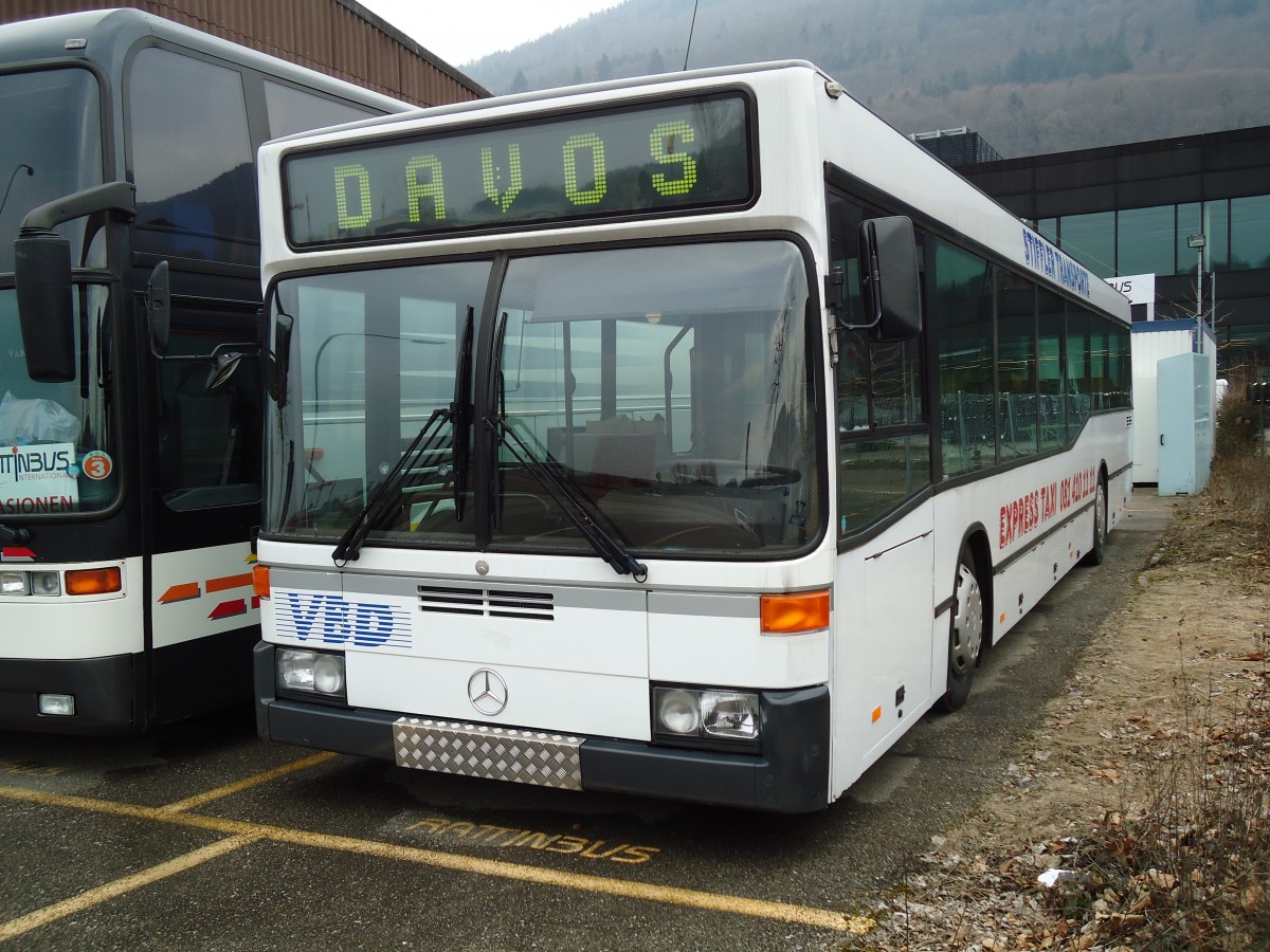 (143'527) - Stiffler, Davos - Mercedes am 23. M�rz 2013 in Biel, Rattinbus