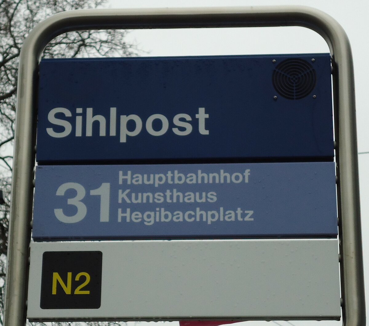 (143'718) - ZVV-Haltestellenschild - Z�rich, Sihlpost - am 21. April 2013