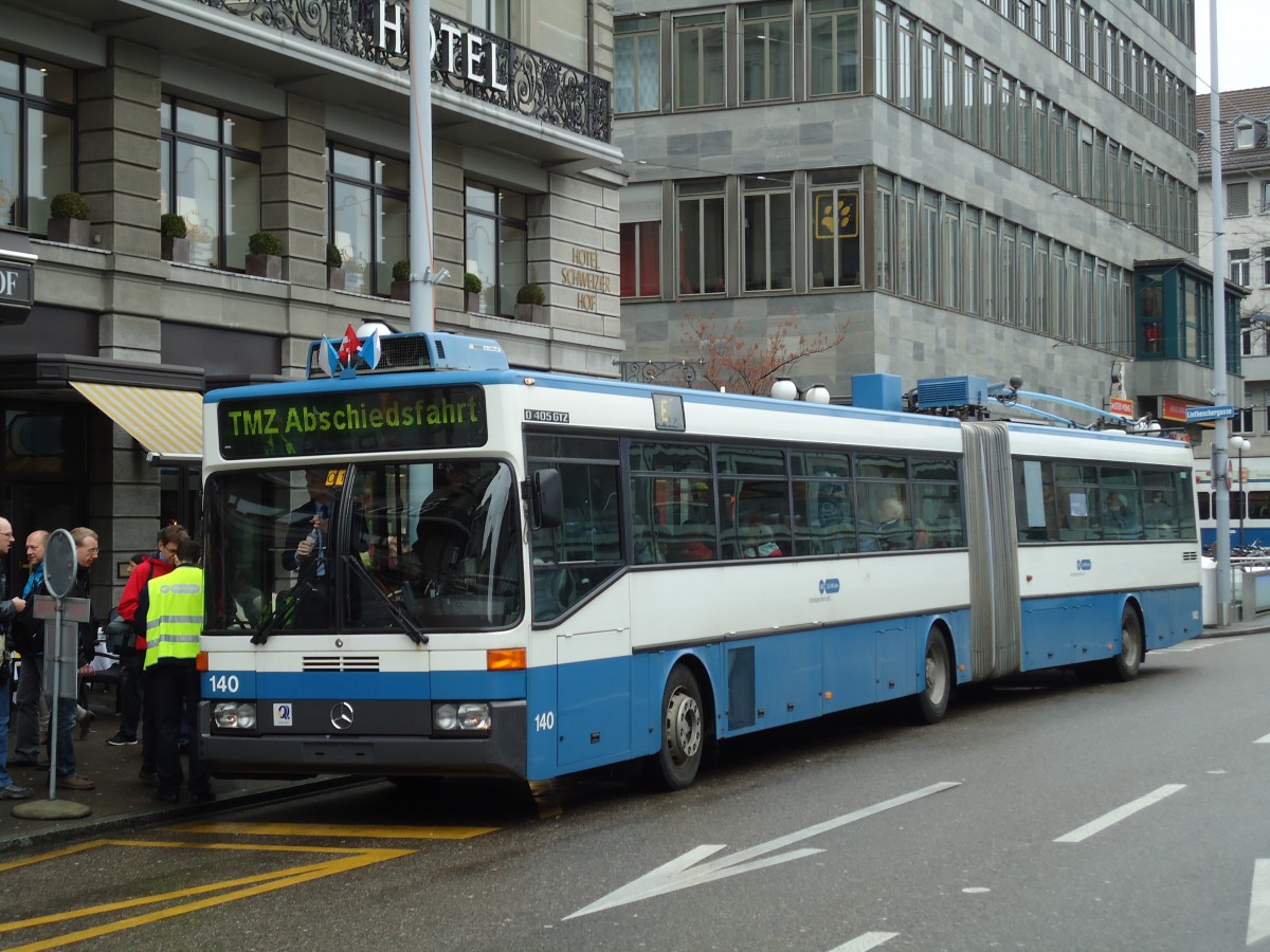 (143'728) - VBZ Z�rich - Nr. 140 - Mercedes Gelenktrolleybus am 21. April 2013 in Z�rich, Hotel Schweizerhof