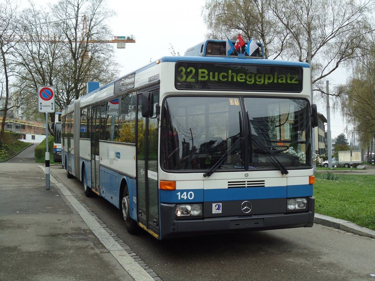 (143'790) - VBZ Z�rich - Nr. 140 - Mercedes Gelenktrolleybus am 21. April 2013 in Z�rich, Hungerbergstrasse