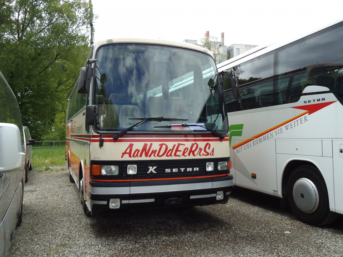 (143'992) - AaNnDdEeRrSs, Z�rich - Setra am 9. Mai 2013 in Kloten, EvoBus