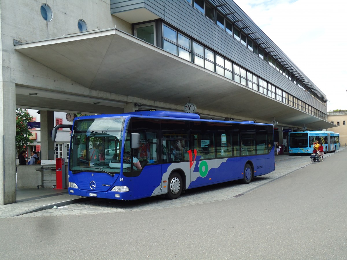 (144'426) - VZO Gr�ningen - Nr. 49/ZH 175'549 - Mercedes am 20. Mai 2013 beim Bahnhof Uster