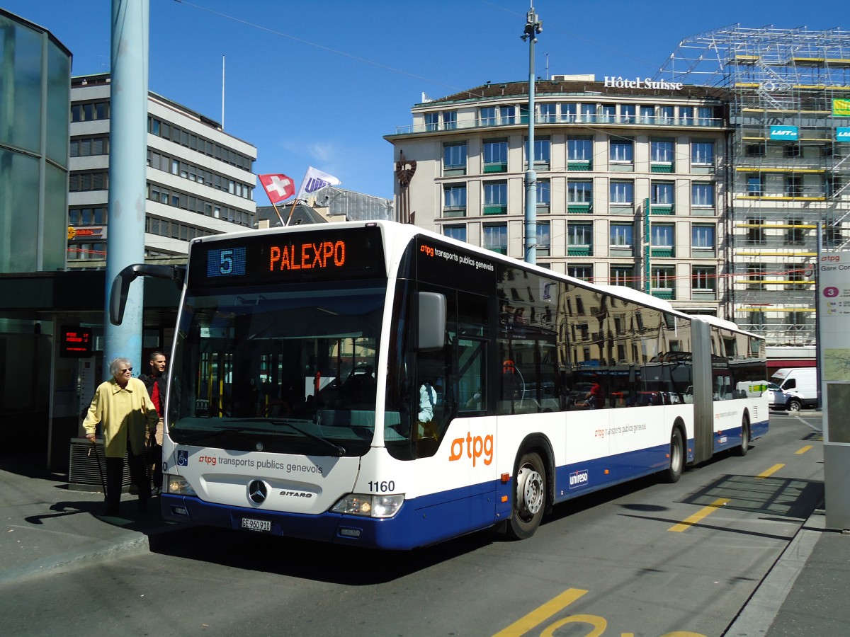 (144'710) - TPG Gen�ve - Nr. 1160/GE 960'910 - Mercedes am 27. Mai 2013 beim Bahnhof Gen�ve