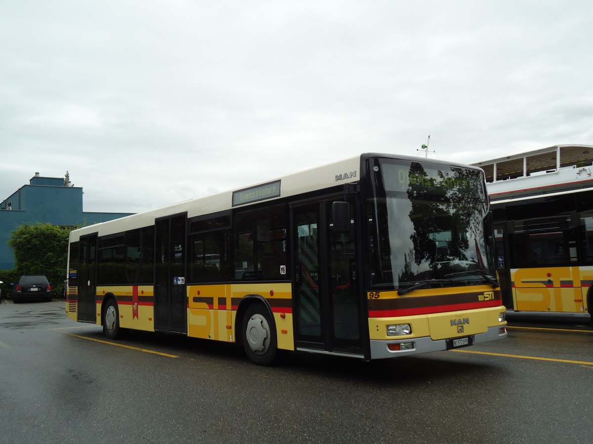 (144'893) - STI Thun - Nr. 95/BE 572'095 - MAN am 10. Juni 2013 bei der Schiffl�ndte Thun