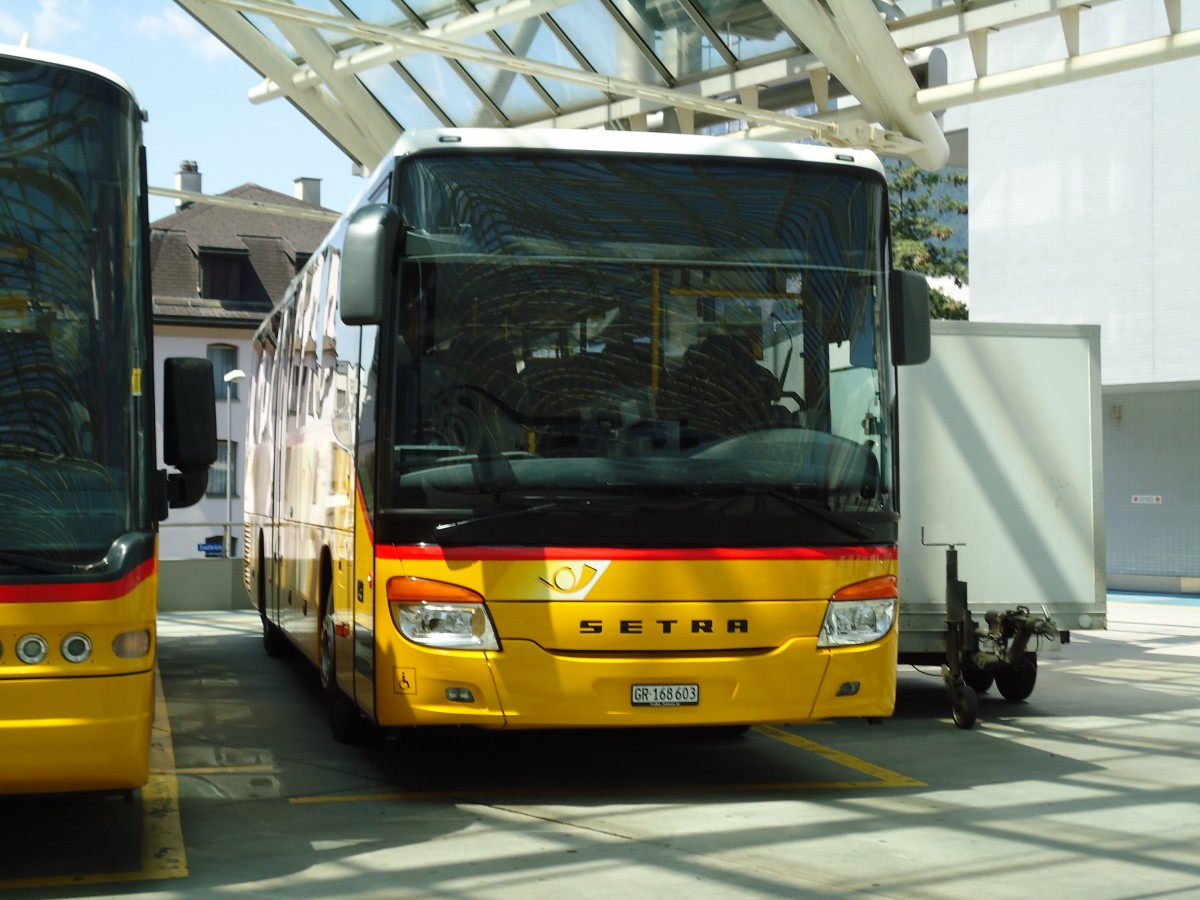 (145'195) - PostAuto Graub�nden - GR 168'603 - Setra am 17. Juni 2013 in Chur, Postautostation