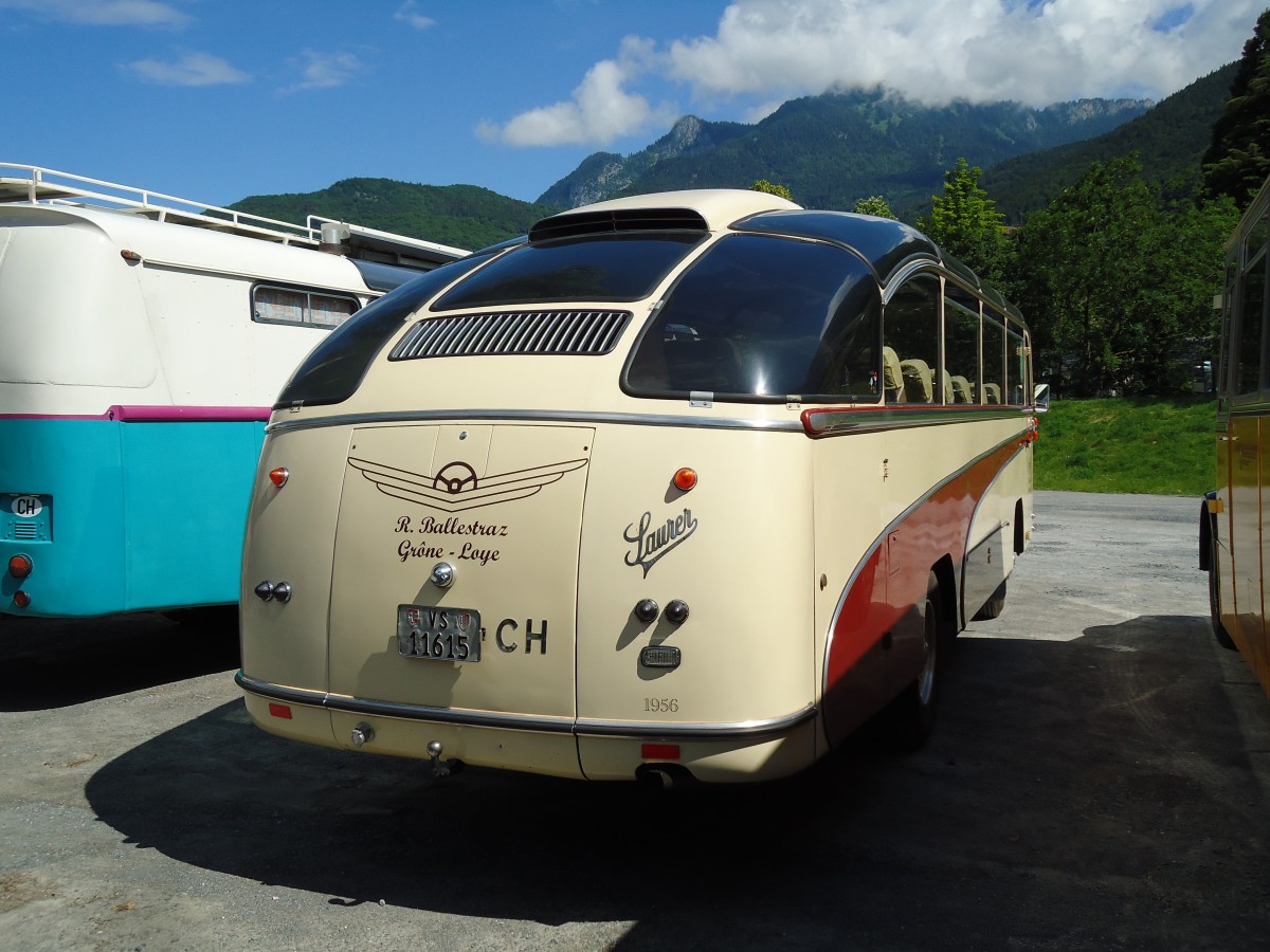 (145'415) - Ballestraz, Gr�ne - VS 11'615 - Saurer/Saurer (ex Girardet, Yverdon) am 22. Juni 2013 in Aigle, Saurertreffen