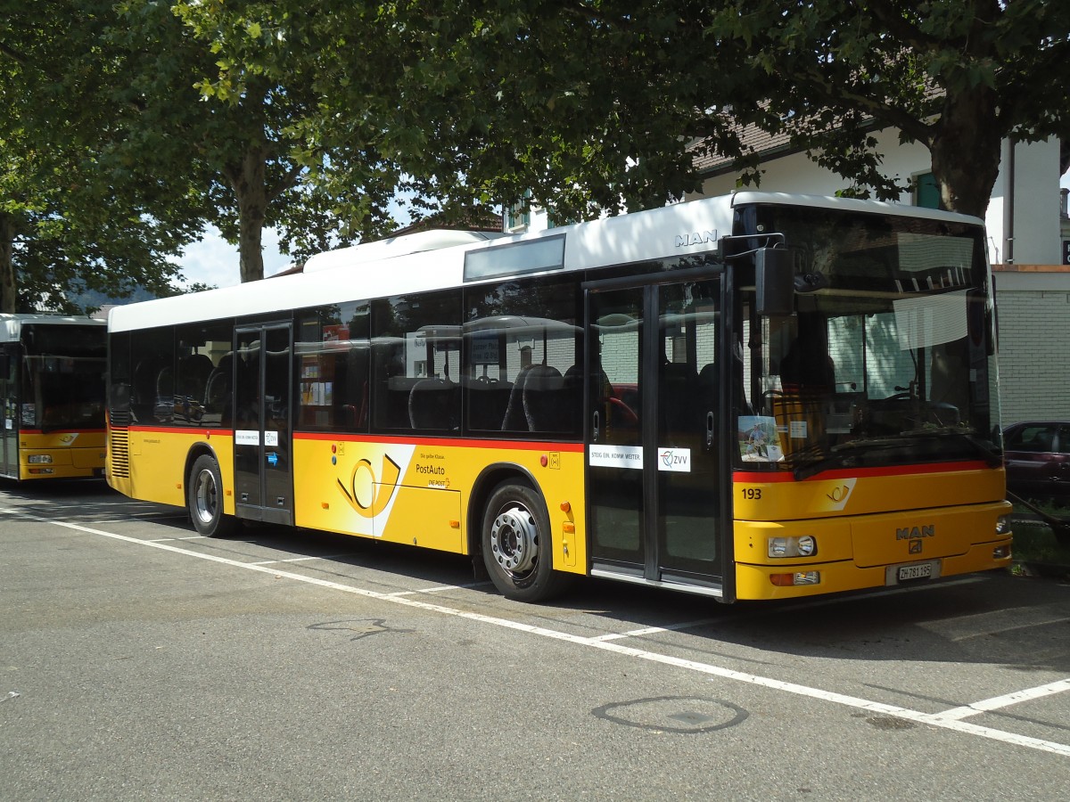 (146'901) - PostAuto Z�rich - Nr. 193/ZH 781'195 - MAN (ex Nr. 38) am 1. September 2013 in Burgdorf, Markthalle