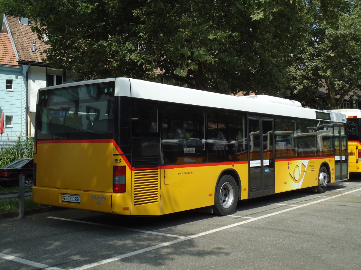 (146'916) - PostAuto Z�rich - Nr. 193/ZH 781'195 - MAN (ex Nr. 38) am 1. September 2013 in Burgdorf, Markthalle