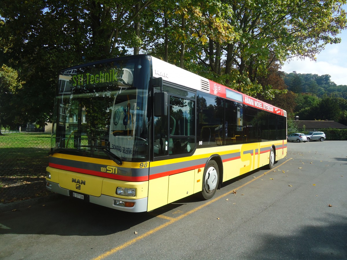 (147'442) - STI Thun - Nr. 98/BE 577'098 - MAN am 2. Oktober 2013 bei der Schiffl�ndte Thun