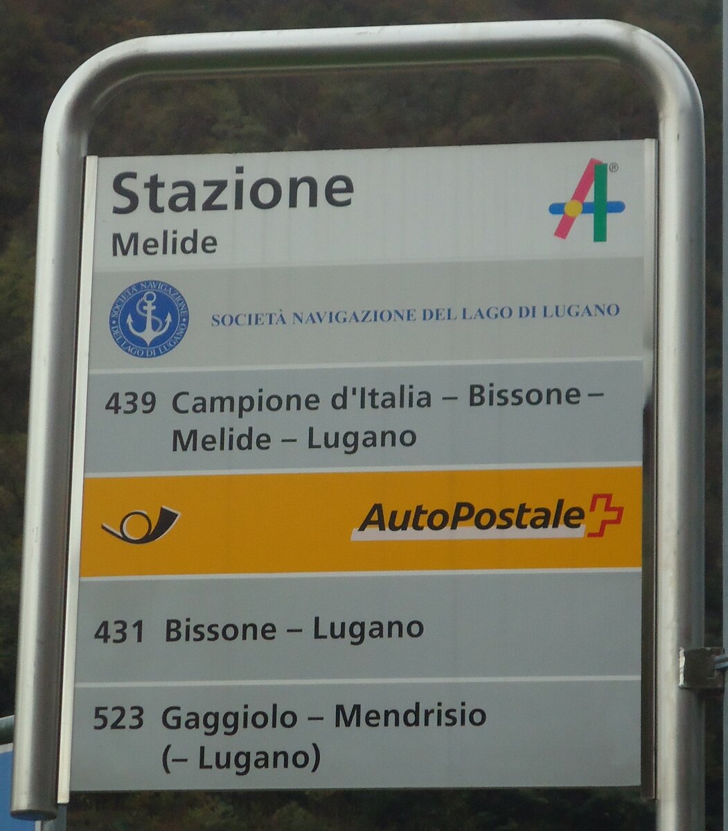 (147'770) - SOCIET� NAVIGAZIONE DEL LAGO DI LUGANO/PostAuto-Haltestellenschild - Melide, Stazione - am 6. November 2013