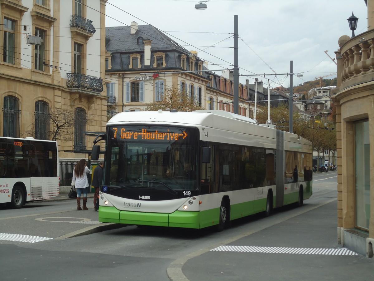 (147'965) - transN, La Chaux-de-Fonds - Nr. 149 - Hess/Hess Gelenktrolleybus (ex TN Neuch�tel Nr. 149) am 8. November 2013 in Neuch�tel, Place Pury