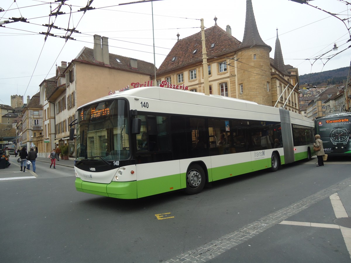 (147'975) - transN, La Chaux-de-Fonds - Nr. 140 - Hess/Hess Gelenktrolleybus (ex TN Neuch�tel Nr. 140) am 8. November 2013 in Neuch�tel, Place Pury