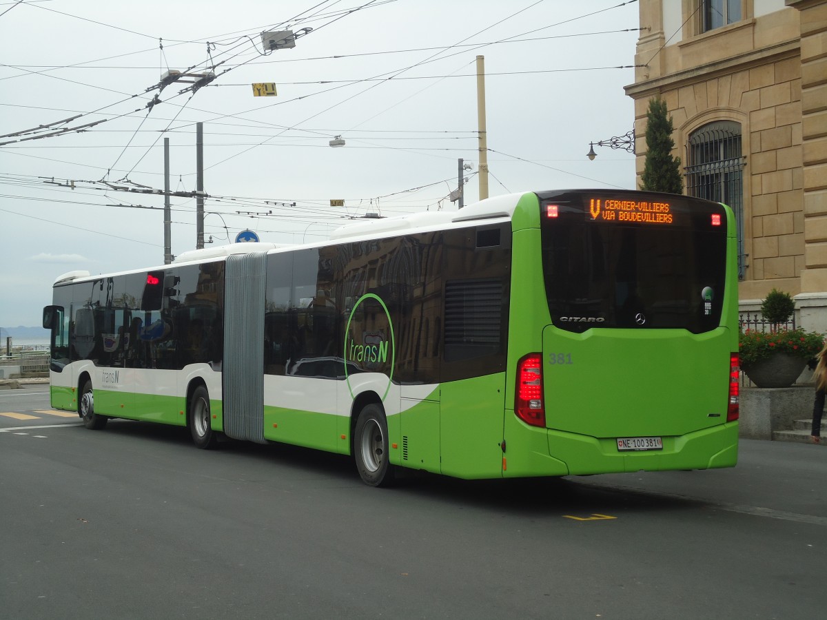 (147'985) - transN, La Chaux-de-Fonds - Nr. 381/NE 100'381 - Mercedes am 8. November 2013 in Neuch�tel, Place Pury