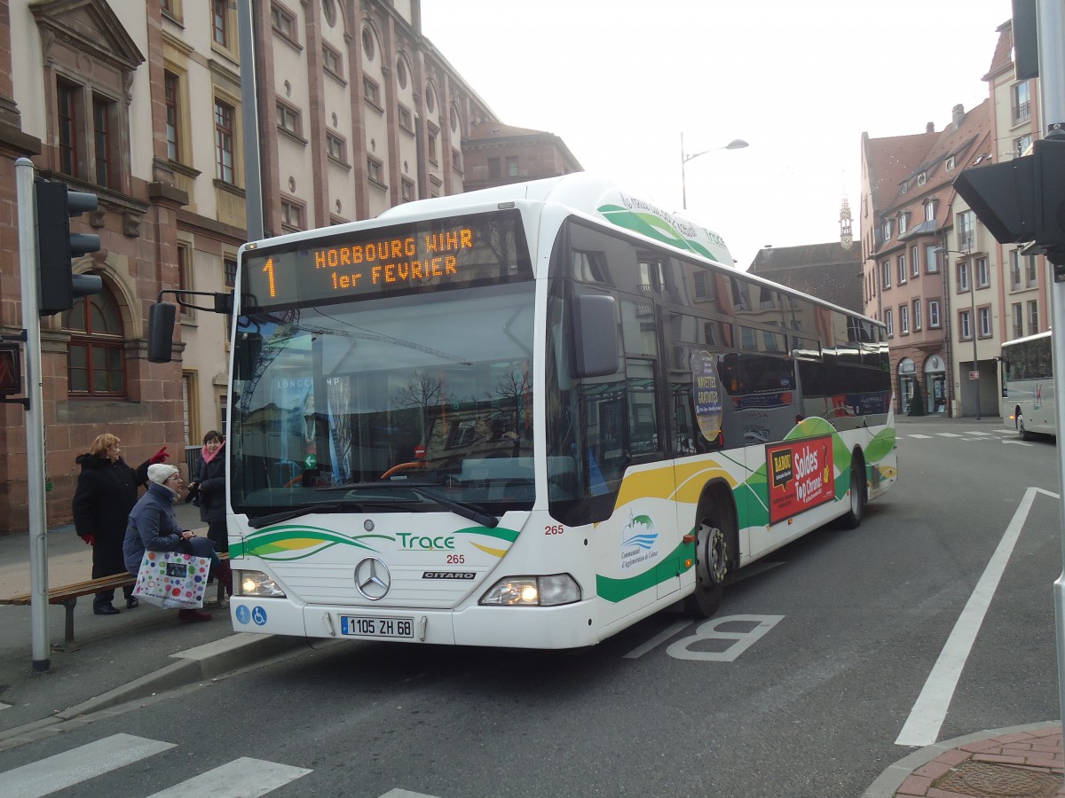 (148'200) - TRACE Colmar - Nr. 265/1105 ZH 68 - Mercedes am 7. Dezember 2013 in Colmar, Th��tre
