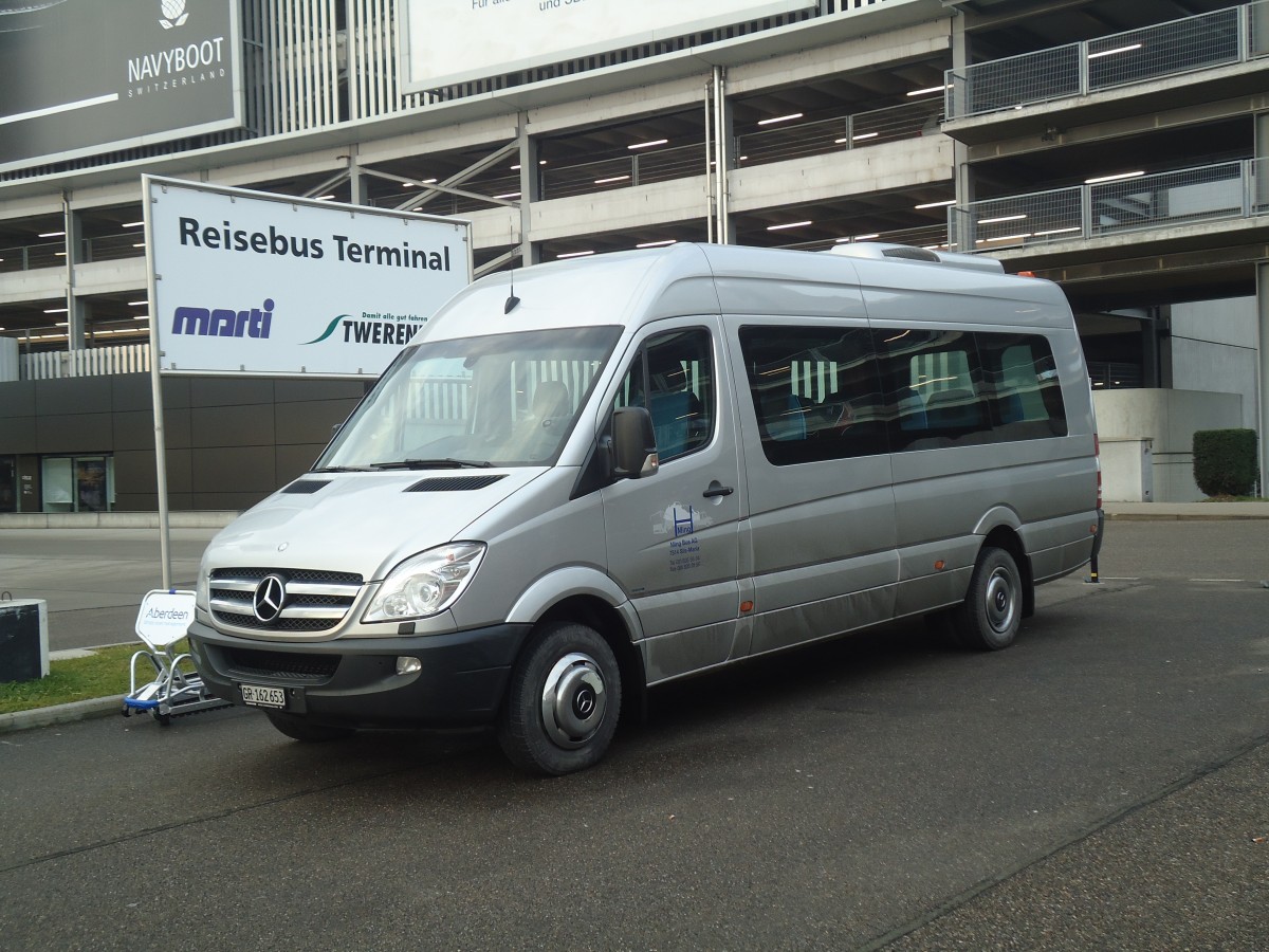 (148'362) - Ming, Sils-Maria - GR 162'653 - Mercedes am 22. Dezember 2013 in Z�rich, Flughafen