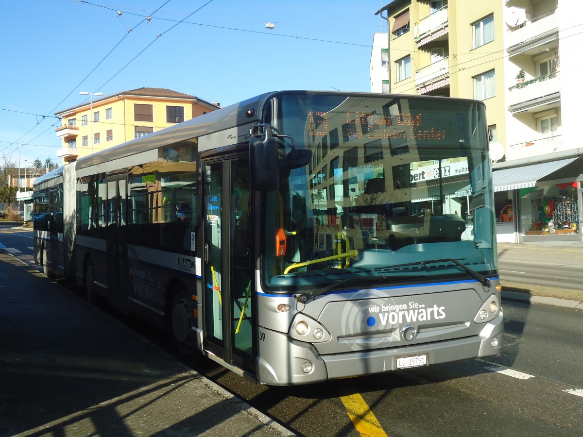 (148'535) - AAGR Rothenburg - Nr. 39/LU 15'751 - Irisbus am 27. Dezember 2013 in Emmenbr�cke, Sprengi