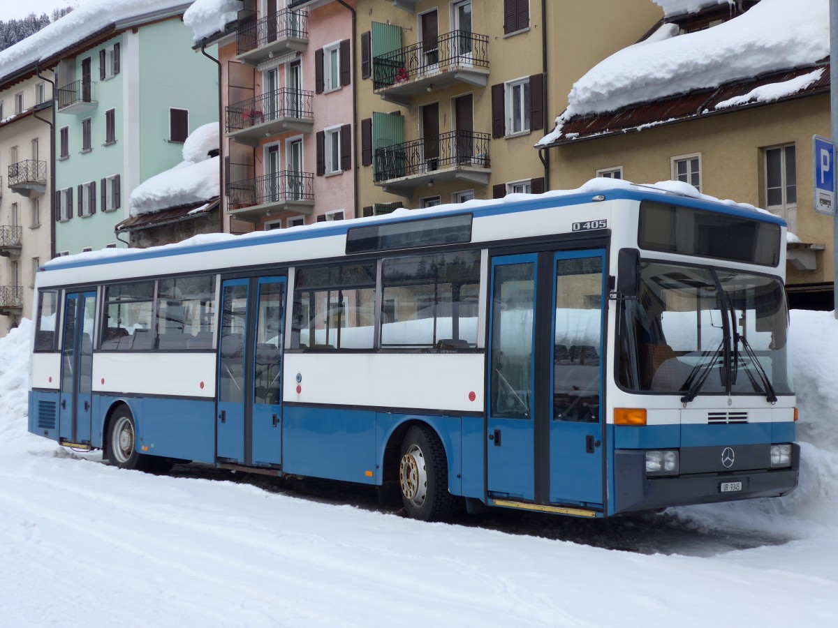 (148'790) - Meyer, G�schenen - UR 9345 - Mercedes (ex Gut, Binz Nr. 18) am 9. Februar 2014 beim Bahnhof Airolo