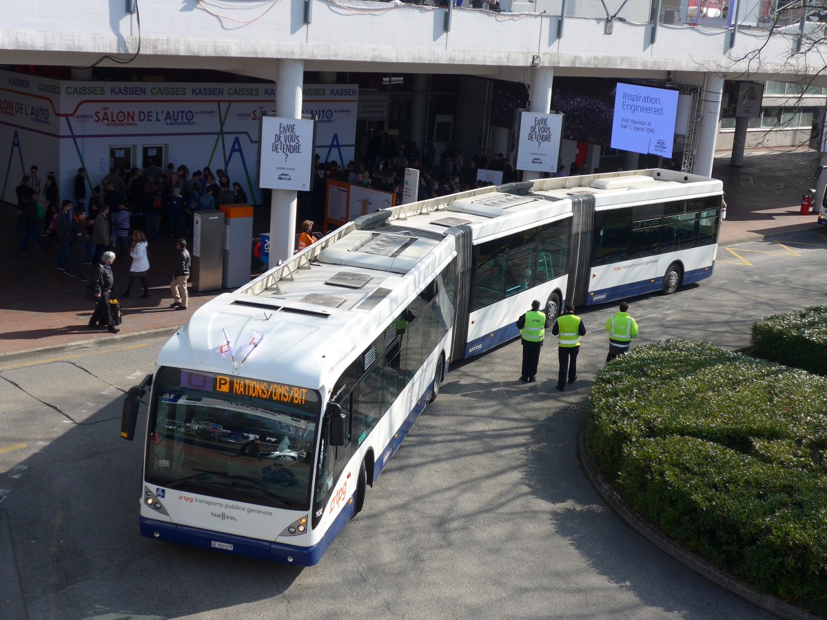 (149'211) - TPG Gen�ve - Nr. 102/GE 960'079 - Van Hool am 9. M�rz 2014 in Gen�ve, Palexpo