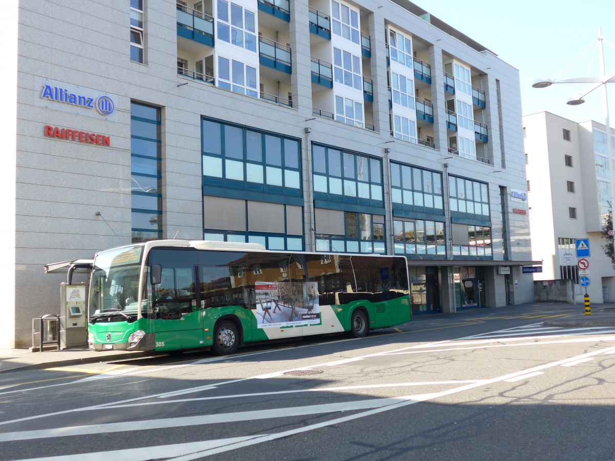 (149'246) - MBC Morges - Nr. 305/VD 176'923 - Mercedes am 9. M�rz 2014 beim Bahnhof Morges