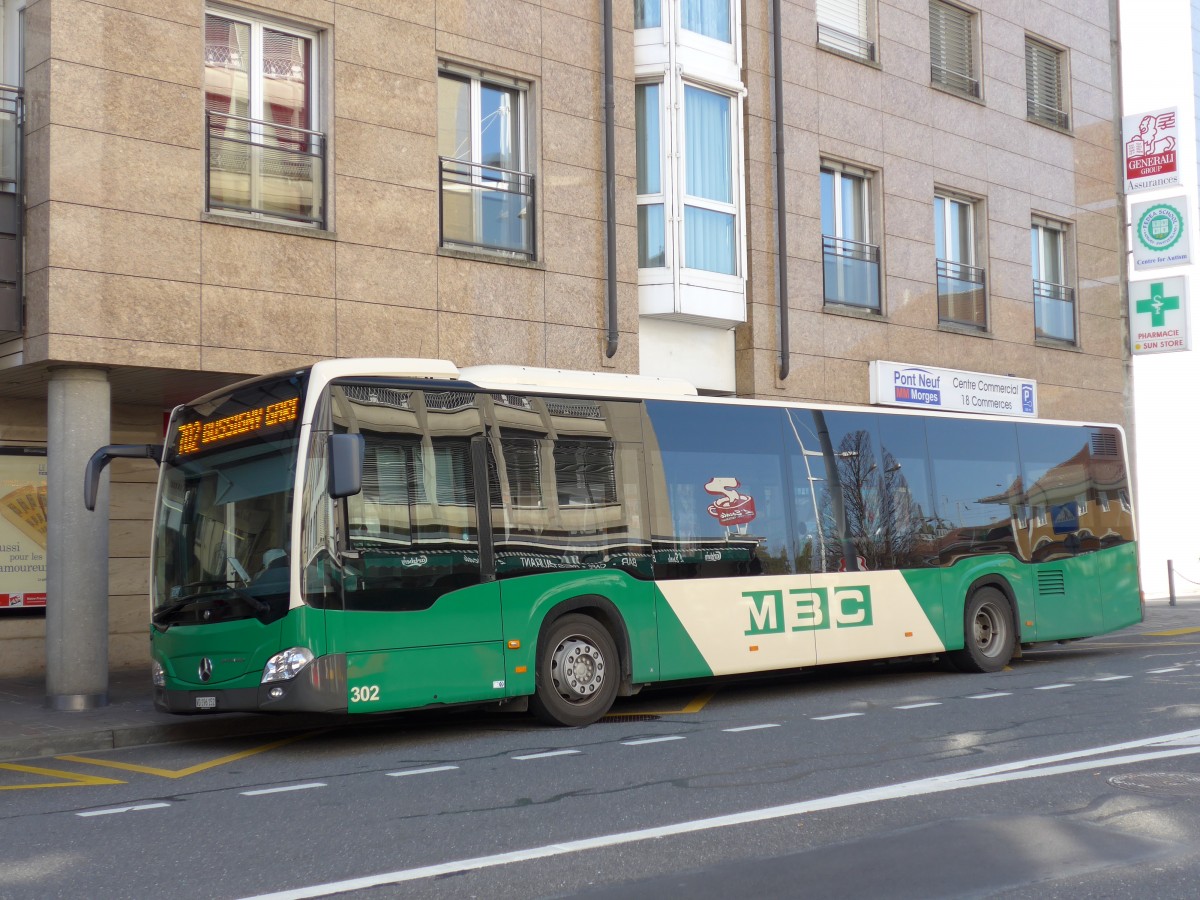 (149'247) - MBC Morges - Nr. 302/VD 196'152 - Mercedes am 9. M�rz 2014 beim Bahnhof Morges