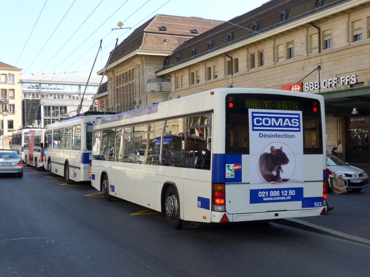 (149'258) - TL Lausanne - Nr. 923 - Lanz+Marti/Hess Personenanh�nger am 9. M�rz 2014 beim Bahnhof Lausanne