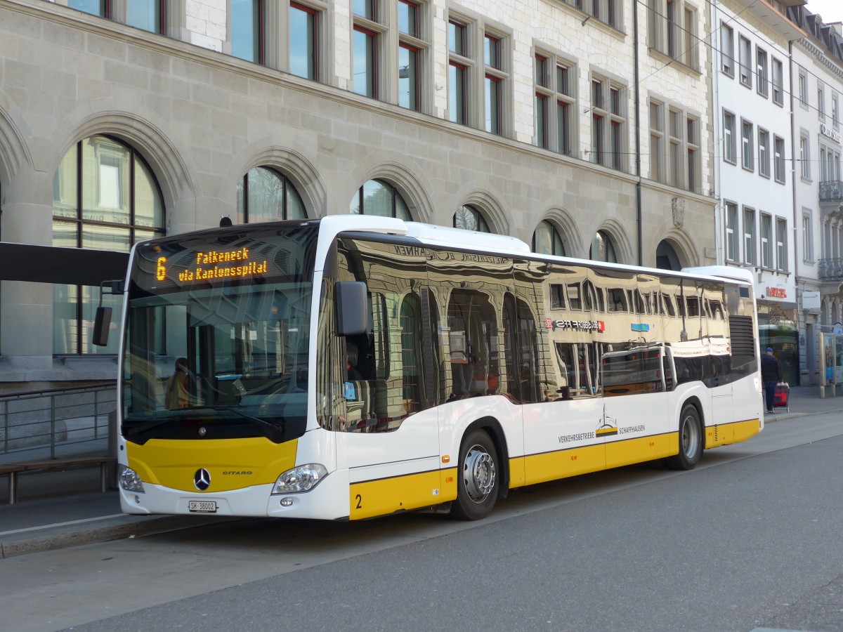 (149'401) - VBSH Schaffhausen - Nr. 2/SH 38'002 - Mercedes am 29. M�rz 2014 beim Bahnhof Schaffhausen
