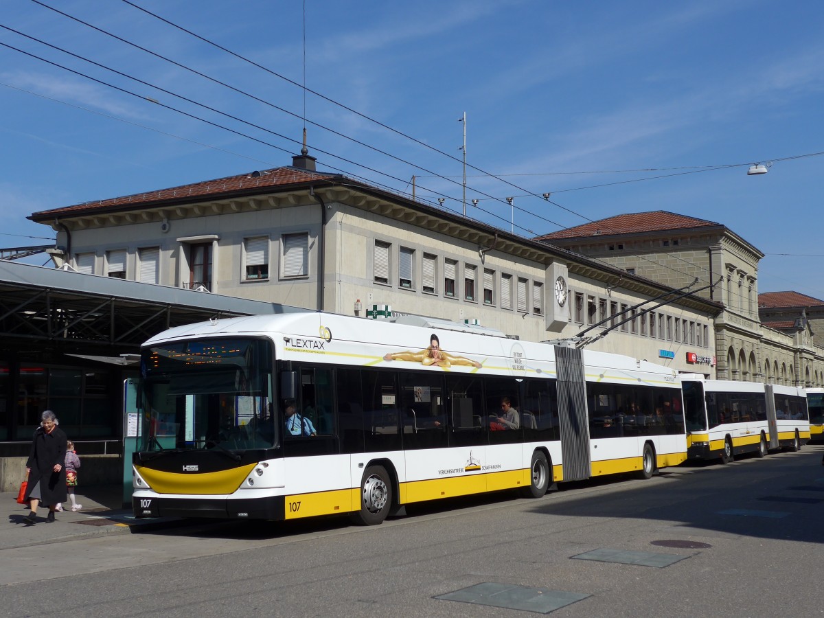 (149'412) - VBSH Schaffhausen - Nr. 107 - Hess/Hess Gelenktrolleybus am 29. M�rz 2014 beim Bahnhof Schaffhausen
