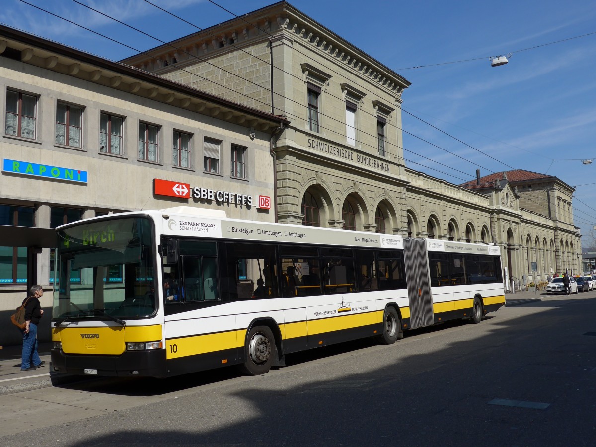 (149'420) - VBSH Schaffhausen - Nr. 10/SH 38'010 - Volvo/Hess am 29. M�rz 2014 beim Bahnhof Schaffhausen