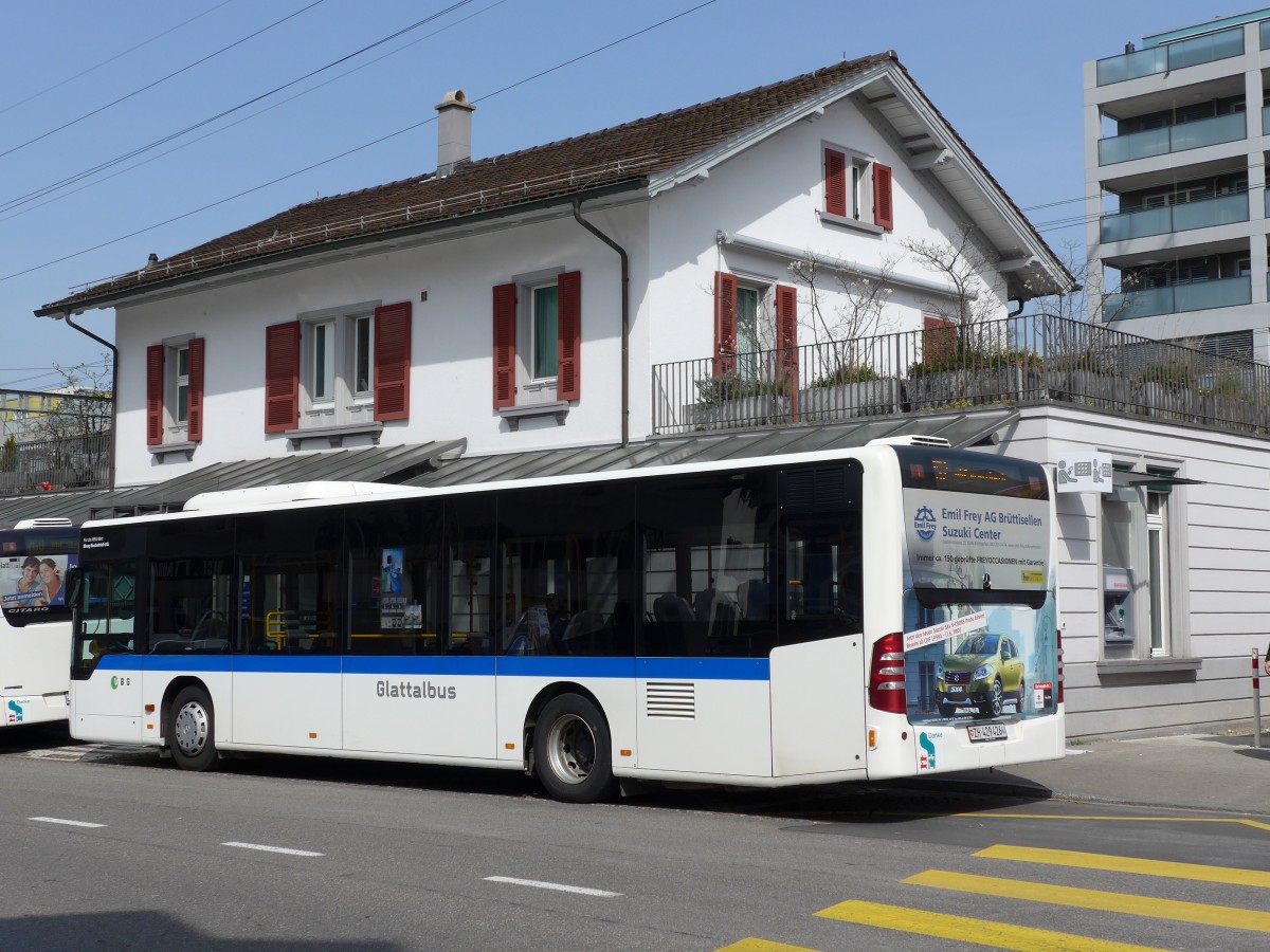 (149'479) - Maag, Kloten - Nr. 26/ZH 429'426 - Mercedes am 31. M�rz 2014 beim Bahnhof D�bendorf