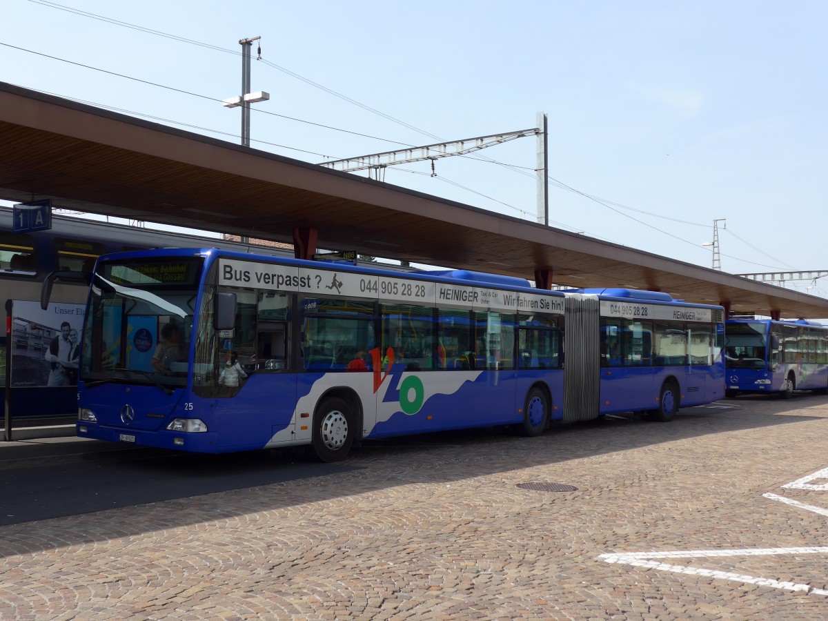 (149'502) - VZO Gr�ningen - Nr. 25/ZH 69'025 - Mercedes am 31. M�rz 2014 beim Bahnhof Wetzikon