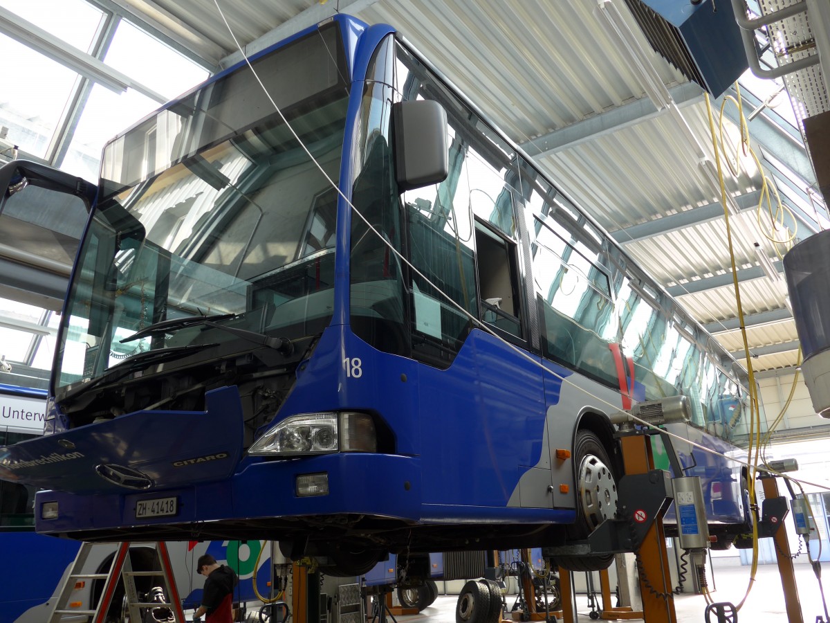 (149'507) - VZO Gr�ningen - Nr. 18/ZH 41'418 - Mercedes am 31. M�rz 2014 in Gr�ningen, Depot