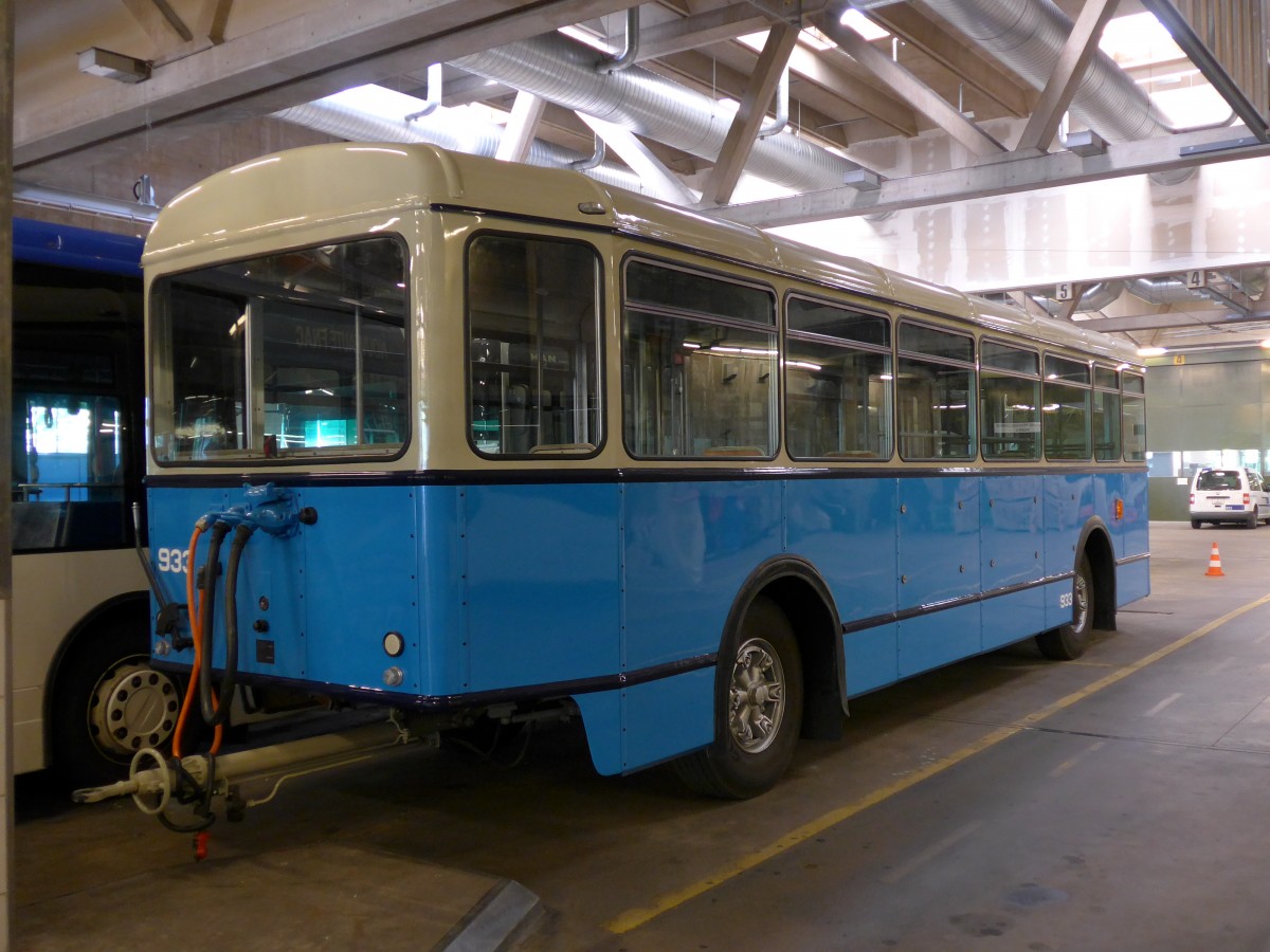 (151'207) - TL Lausanne (R�trobus) - Nr. 933 - Moser/Eggli-Mischler Personenanh�nger am 1. Juni 2014 in Lausanne, D�p�t Borde