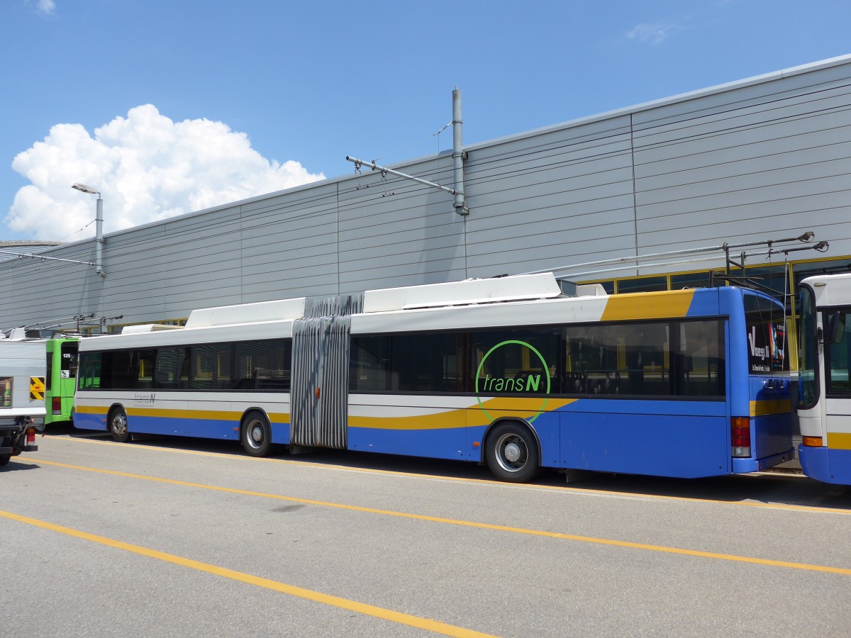 (151'461) - transN, La Chaux-de-Fonds - Nr. 122 - NAW/Hess Gelenktrolleybus (ex TC La Chaux-de-Fonds Nr. 122) am 12. Juni 2014 in Marin, D�p�t