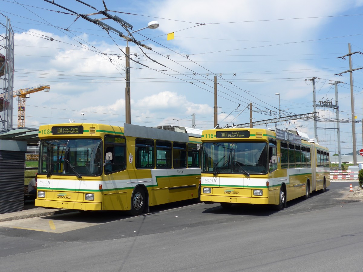 (151'485) - transN, La Chaux-de-Fonds - Nr. 108 - NAW/Hess Gelenktrolleybus (ex TN Neuch�tel Nr. 108) + Nr. 116 - NAW/Hess Gelenktrolleybus (ex TN Neuch�tel Nr. 116) am 12. Juni 2014 beim Bahnhof Marin