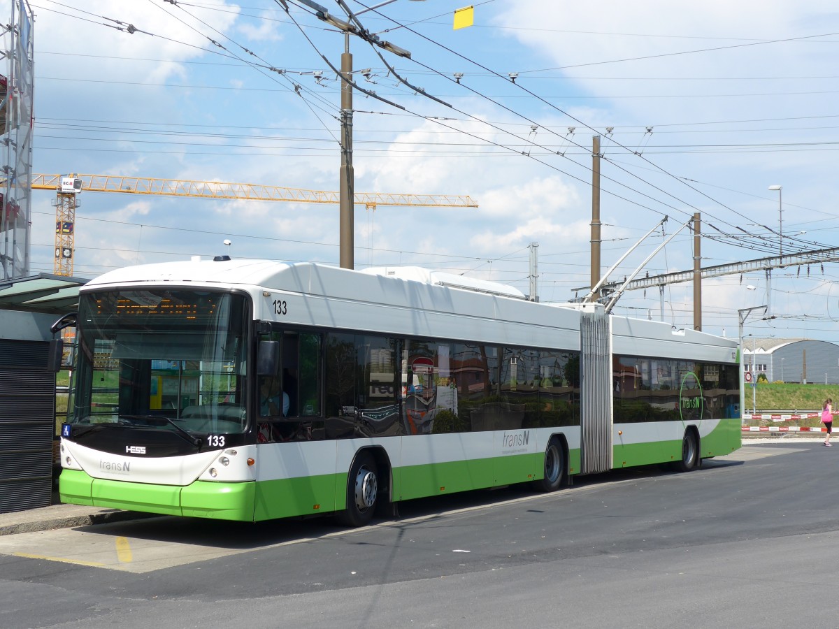 (151'489) - transN, La Chaux-de-Fonds - Nr. 133 - Hess/Hess Gelenktrolleybus (ex TN Neuch�tel Nr. 133) am 12. Juni 2014 beim Bahnhof Marin
