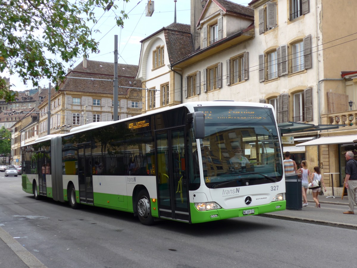 (151'512) - transN, La Chaux-de-Fonds - Nr. 327/NE 109'327 - Mercedes am 12. Juni 2014 in Neuch�tel, Place Pury