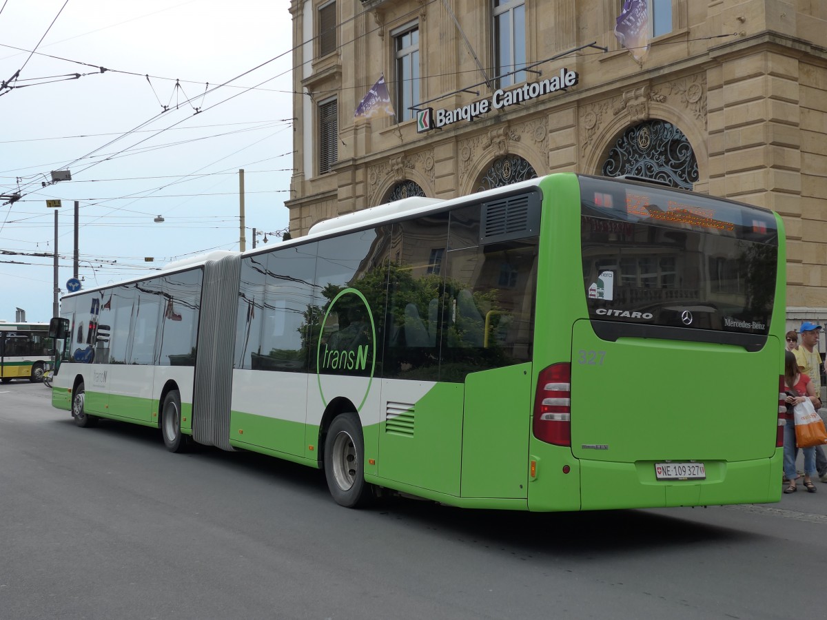 (151'513) - transN, La Chaux-de-Fonds - Nr. 327/NE 109'327 - Mercedes am 12. Juni 2014 in Neuch�tel, Place Pury